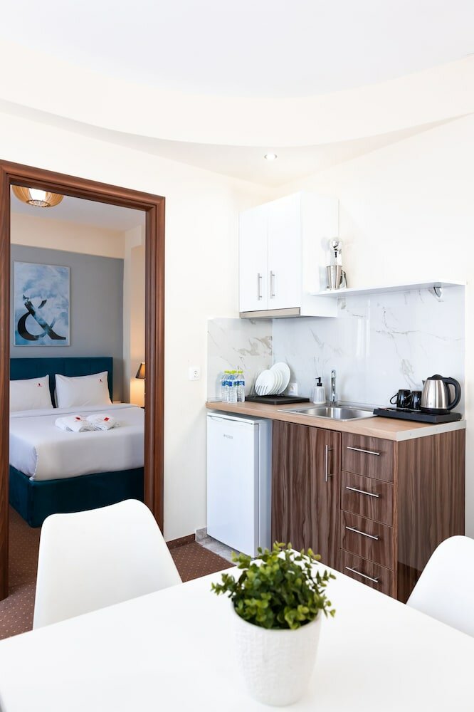 Фото City Plaza Apartments & Rooms