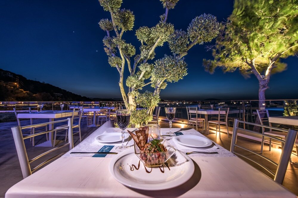 Фото Ionian Hill Hotel