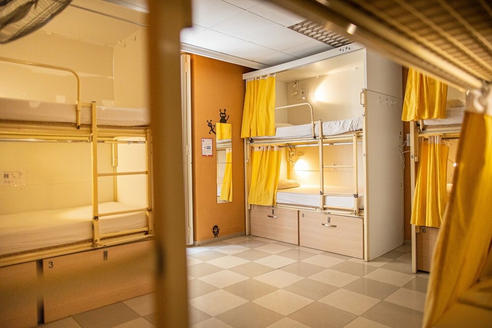 Фото The River Hostel