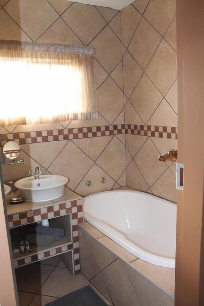 Фото Batter Boys Boutique Hotel