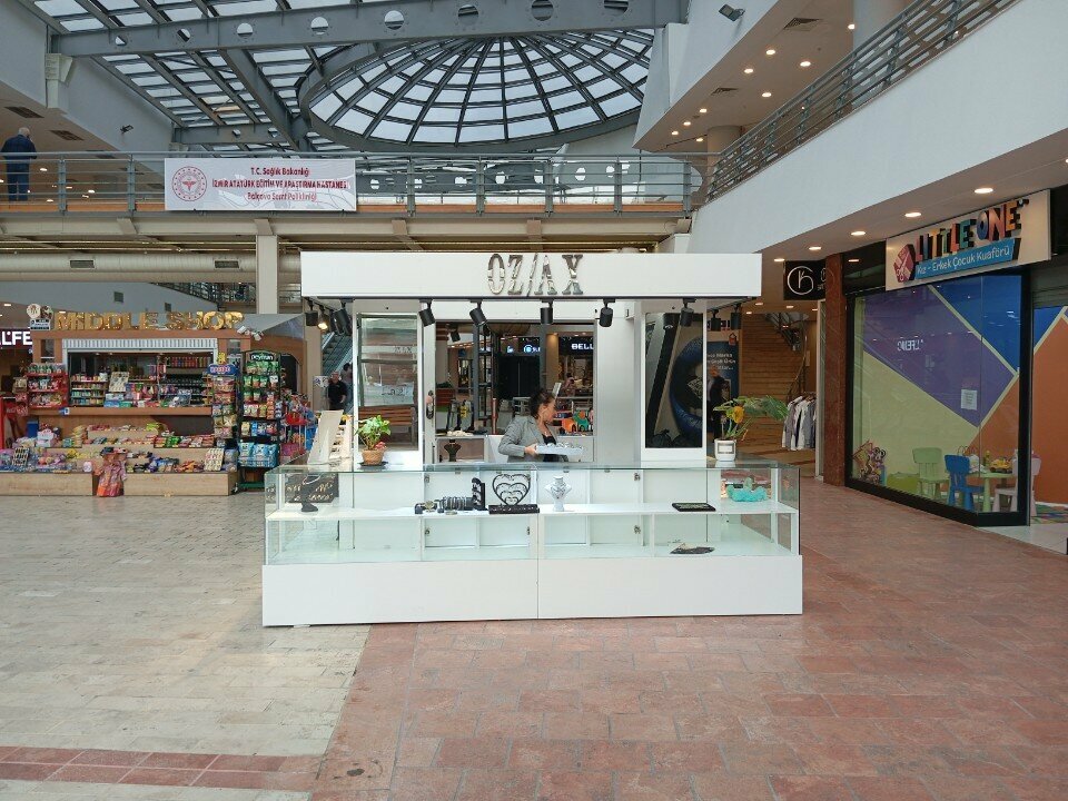 Jewelry shop Ozax, Izmir, photo