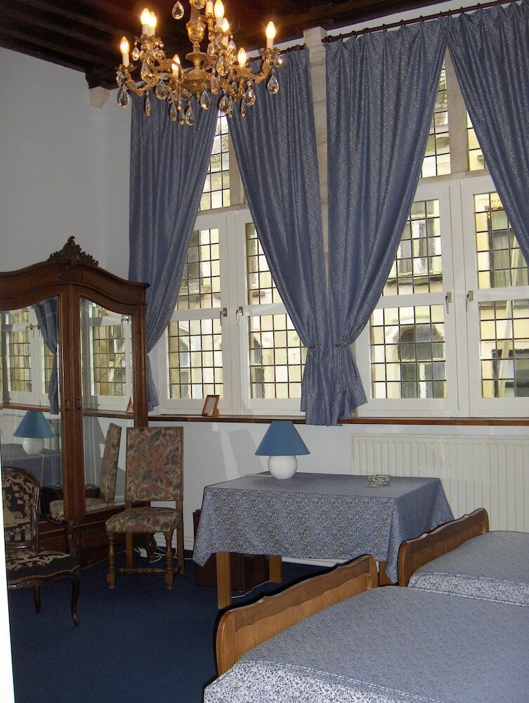 Фото Erasmus Hotel