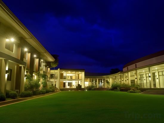 Фото Ariana Hotel