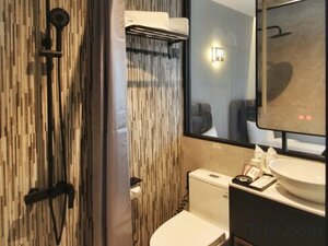 Гостиница The Seraya Hotel