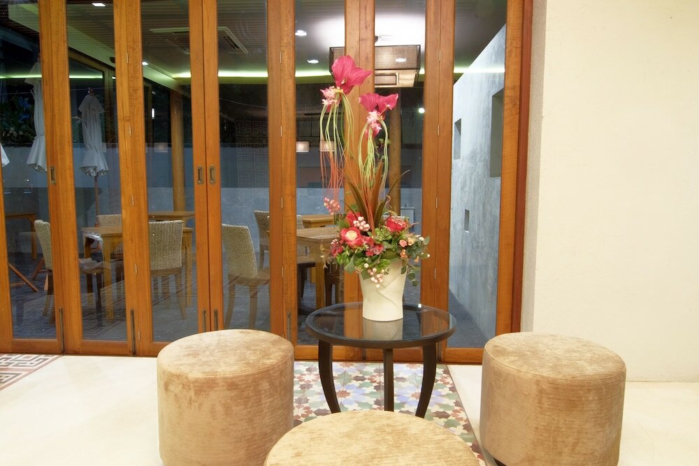 Фото Tapae Gate Villa