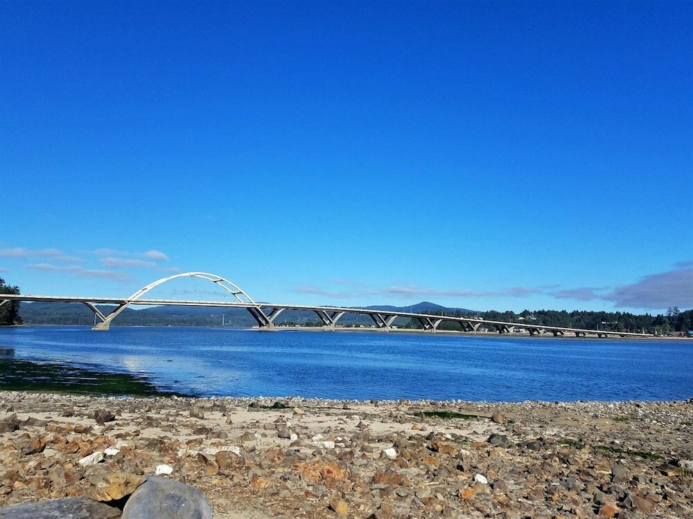 Фото The Waldport Inn