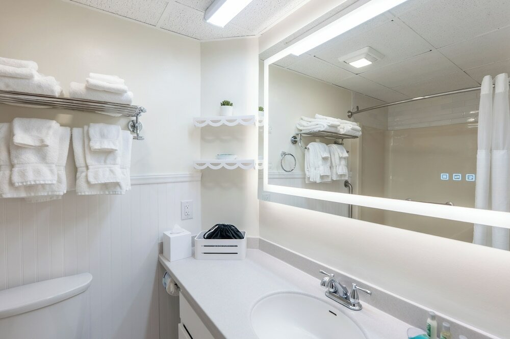 Фото Fireside Inn & Suites Gilford