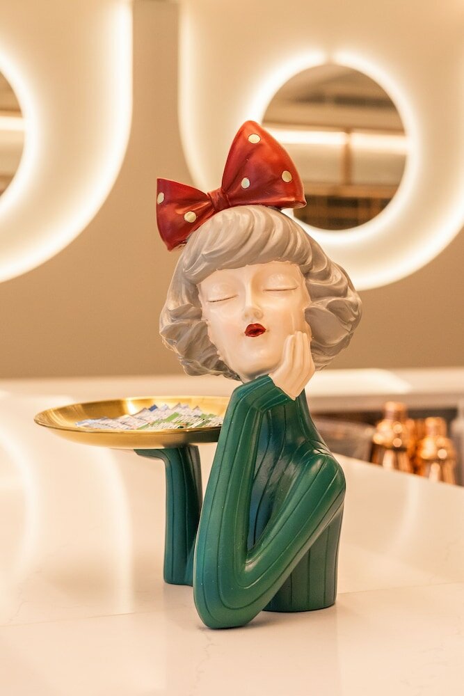 Фото Luster Hotel