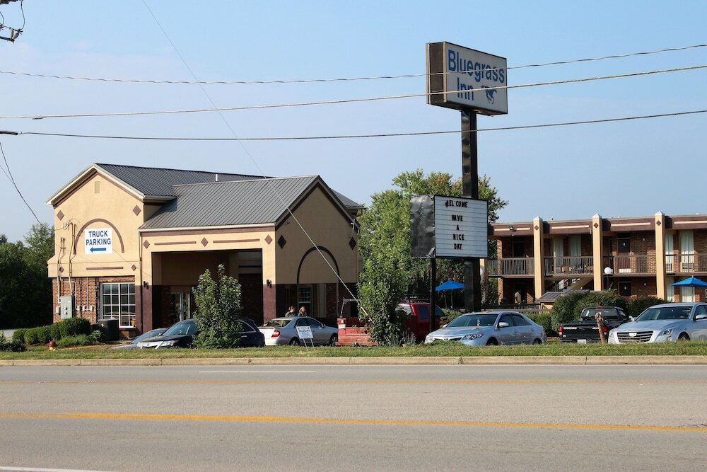Фото Bluegrass Inn