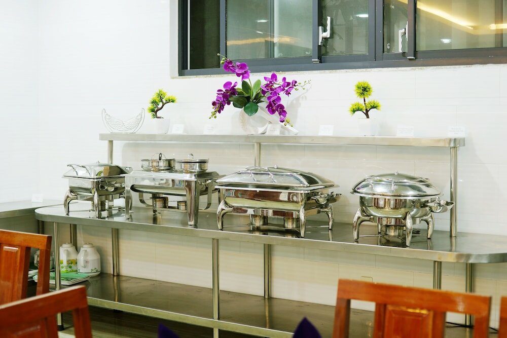 Фото La Maison Da Nang Beach