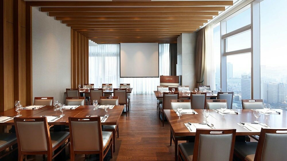 Фото Lotte City Hotel Myeongdong
