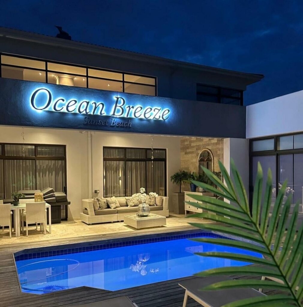 Hotel Ocean Breeze Sunset Beach, Capetown, photo