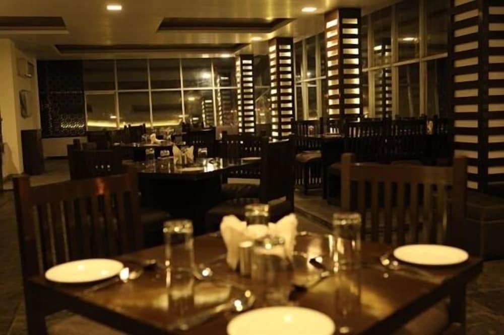 Фото Hotel Avana by Minze