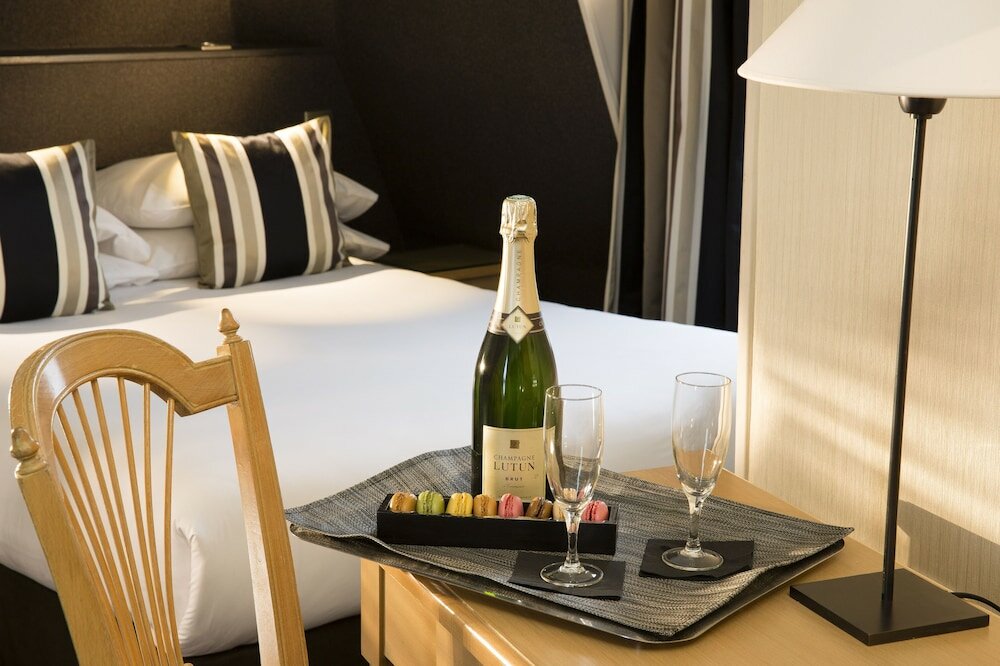 Фото Hotel Albert 1er Paris Lafayette