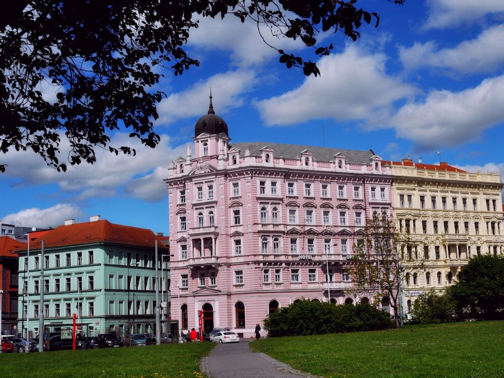 Фото отеля 1