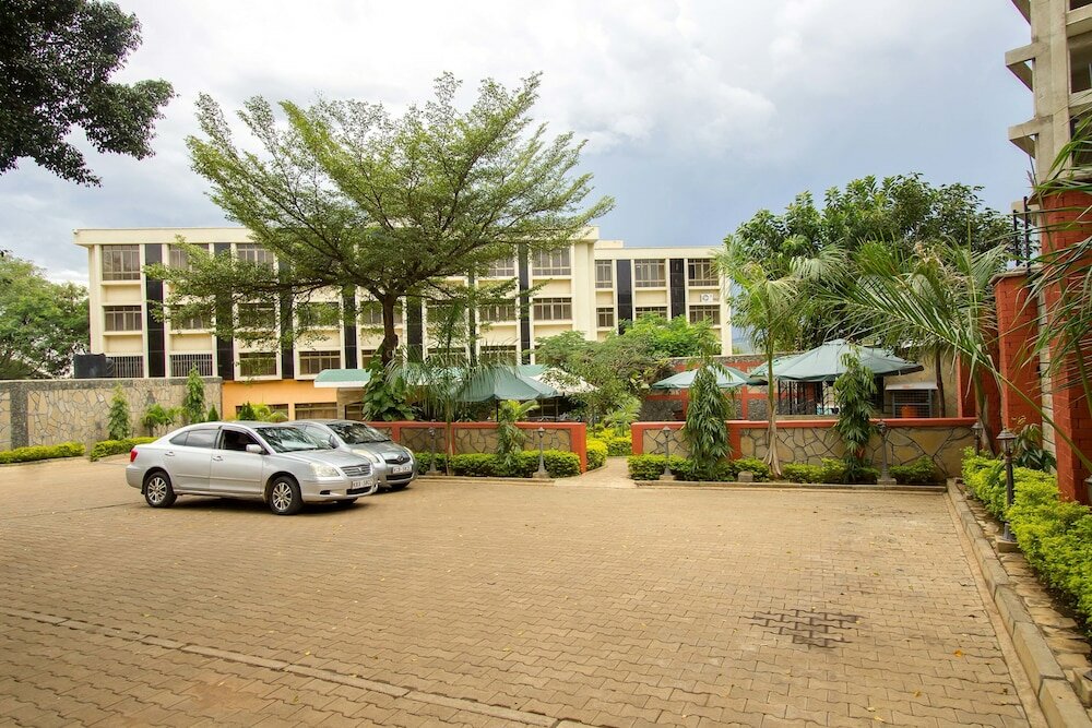 Фото Pinecone Hotel