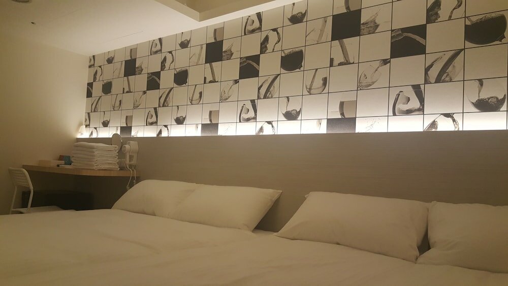 Фото Honey Prince Hotel