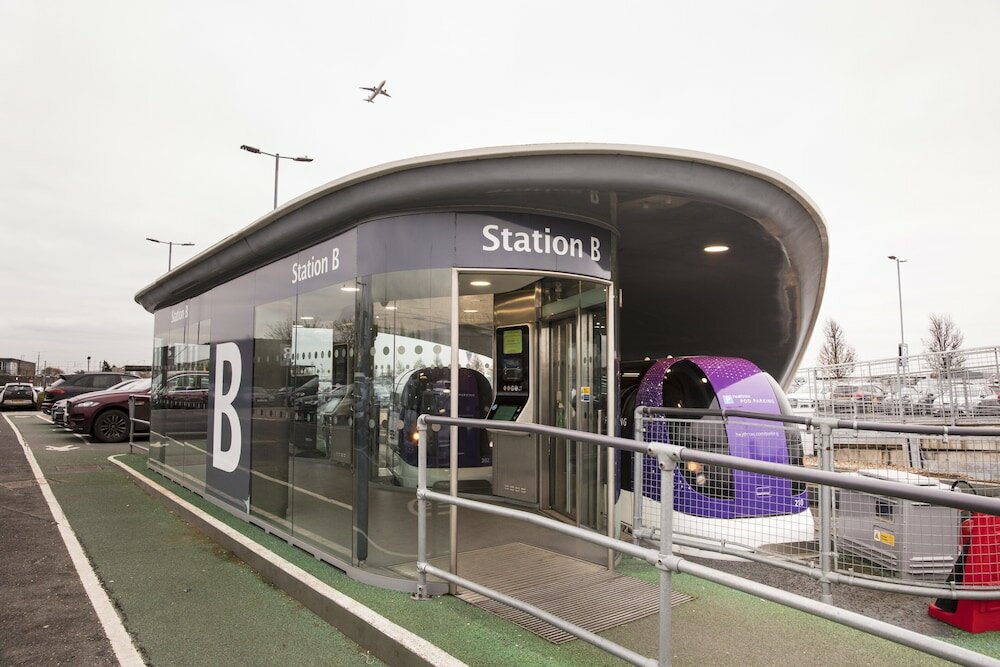 Фото Thistle London Heathrow T5