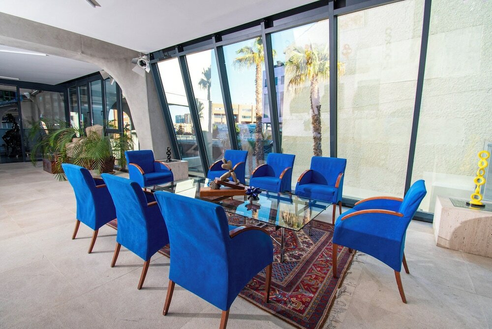 Фото e-Kilibrio Hotel & Apart-Suites