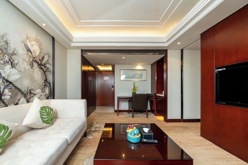 Фото Guangdong Hotel Shanghai