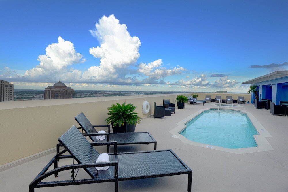 Фото Magnolia Hotel Houston, A Tribute Portfolio Hotel