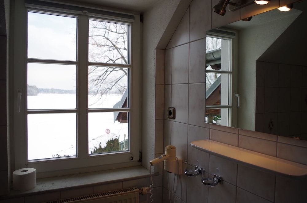 Фото Hotel Alttolkewitzer Hof Dresden