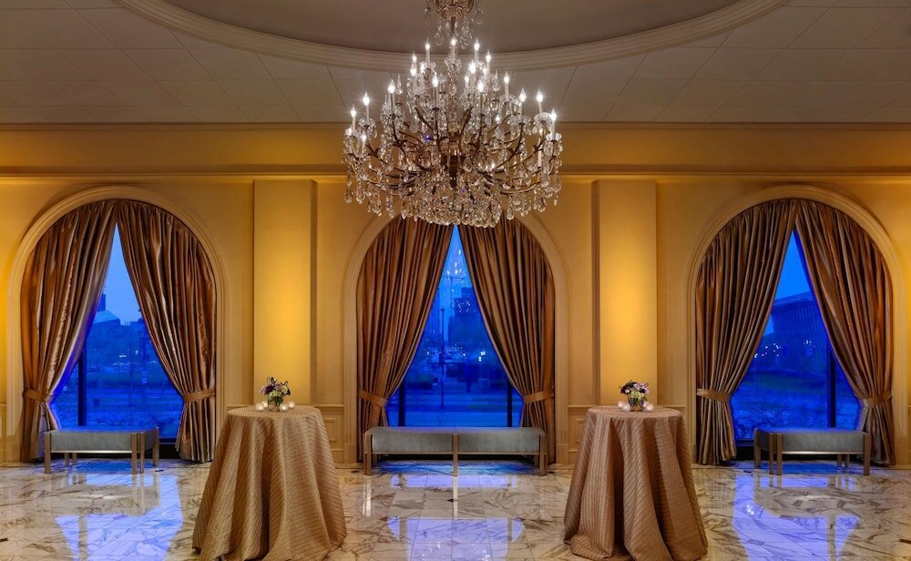 Фото The Royal Sonesta Harbor Court Baltimore