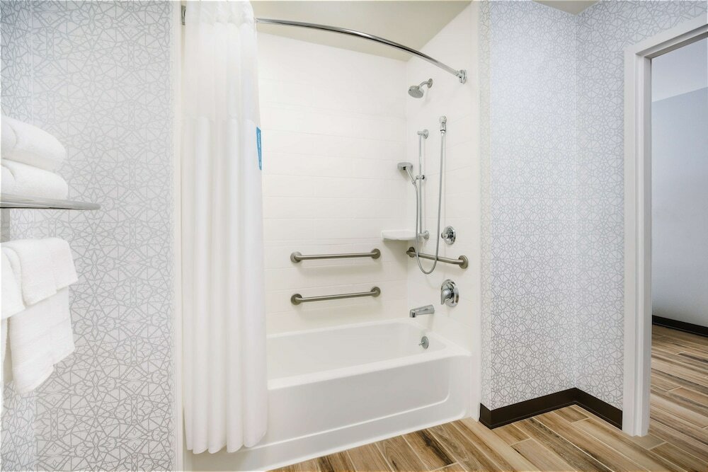 Фото Hampton Inn & Suites West Sacramento