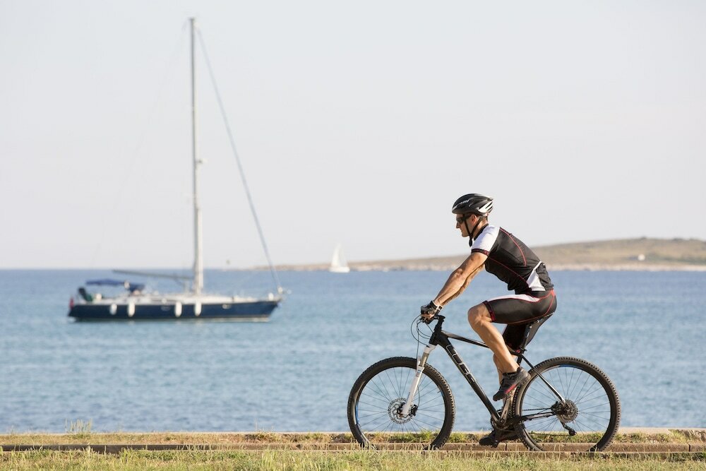 Фото Arena Hotel Holiday