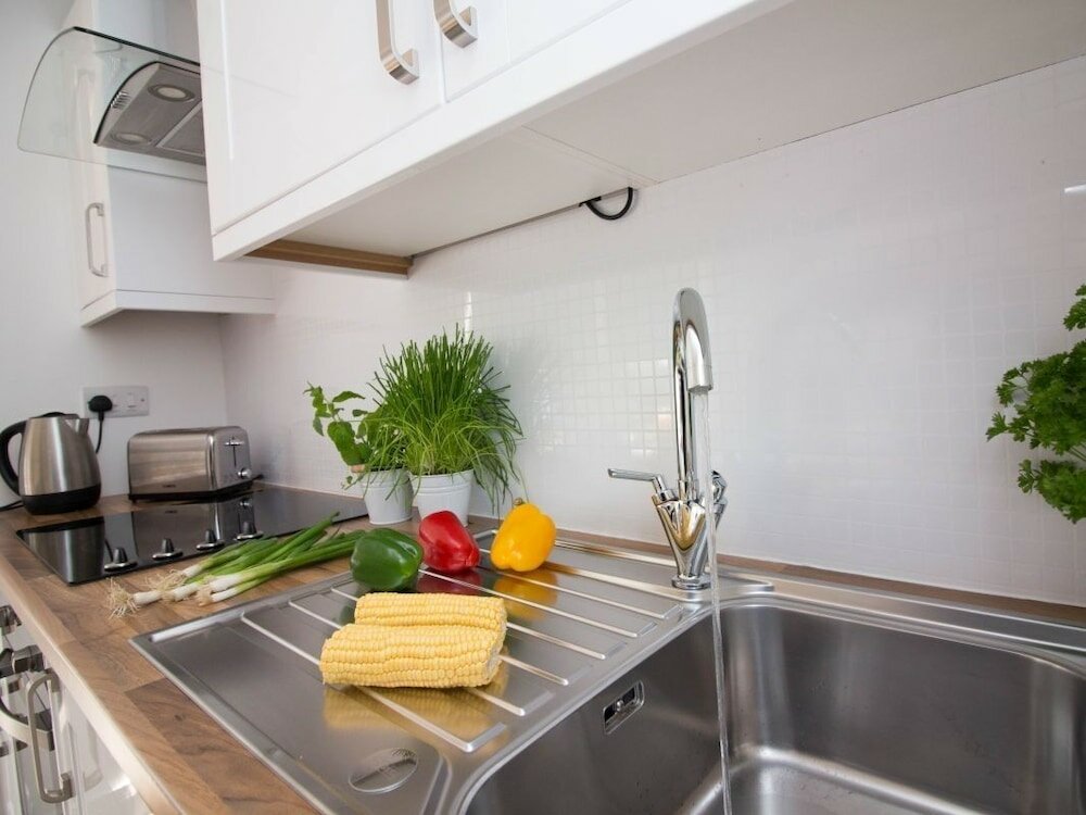 Фото Beddoe Apartments