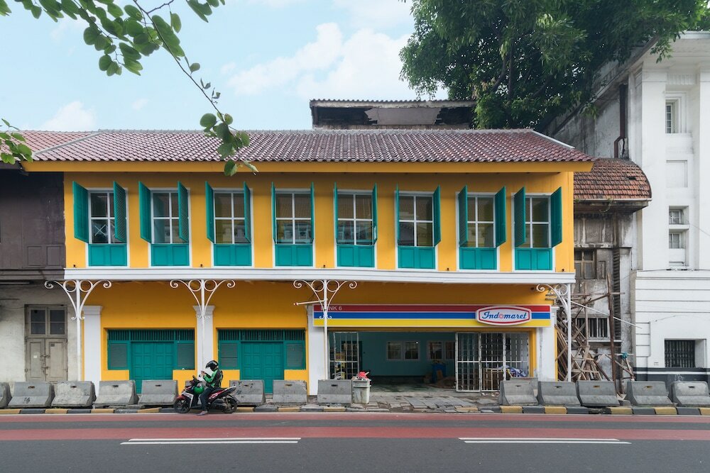 Фото Wonderloft Hostel