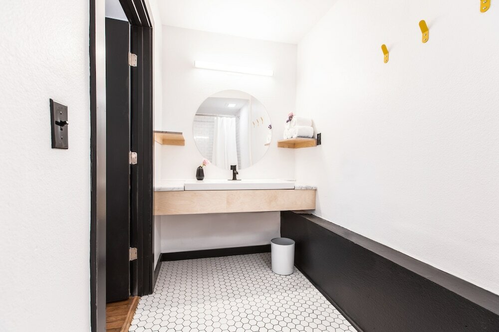 Фото The Iris Motel