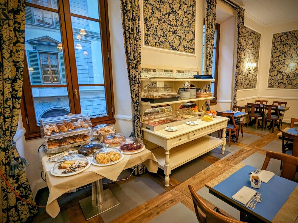 Фото Fh55 Hotel Calzaiuoli