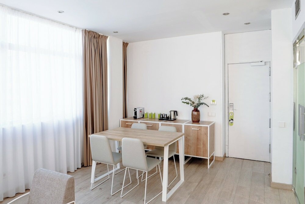 Фото Sercotel Madrid Aeropuerto