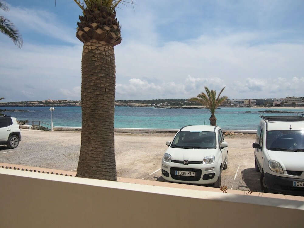 Фото Hotel Roca Bella