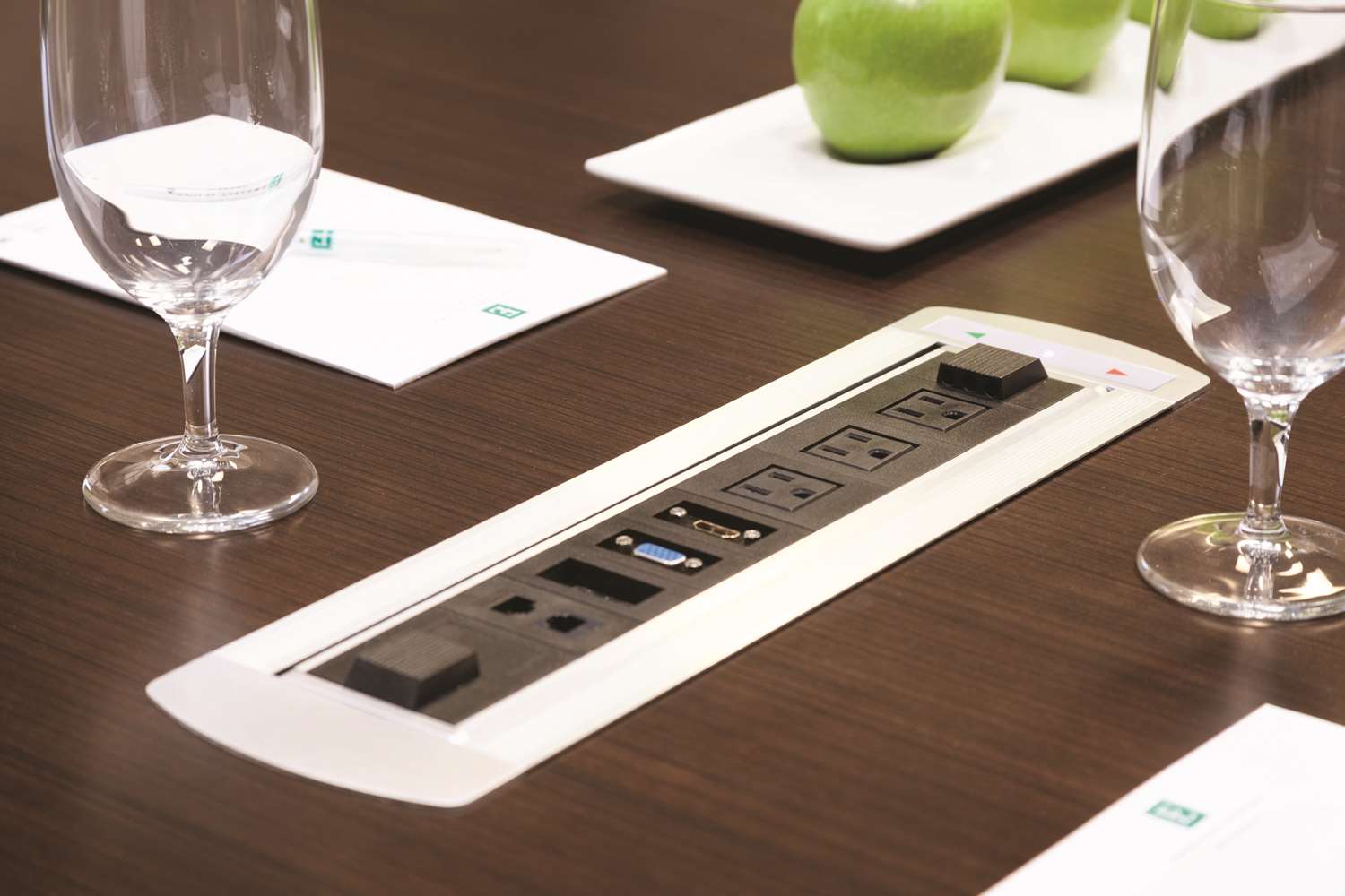 Фото Embassy Suites Portland/Hillsboro, Oregon