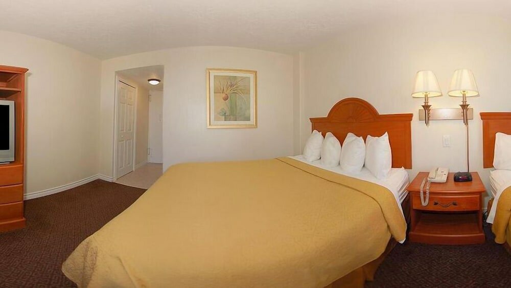 Фото Quality Inn Massena