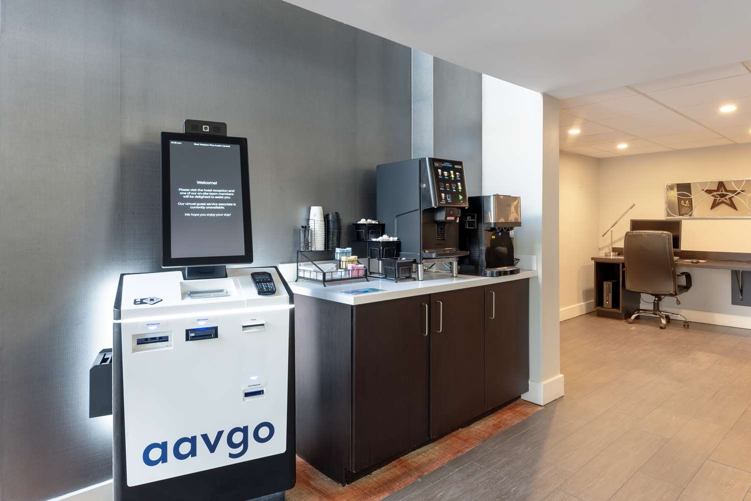 Фото Best Western Plus Austin Central