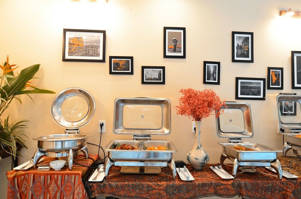 Фото Hoian Central Hotel