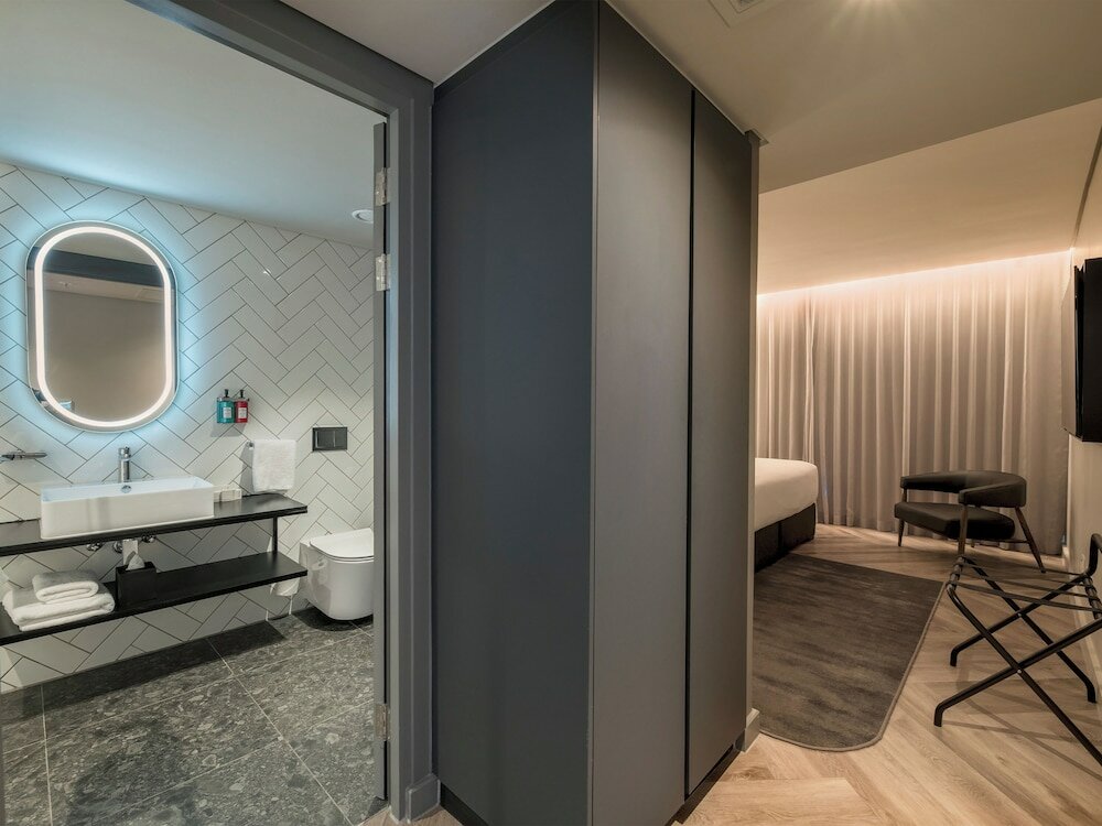 Фото The Rockefeller Hotel by Newmark