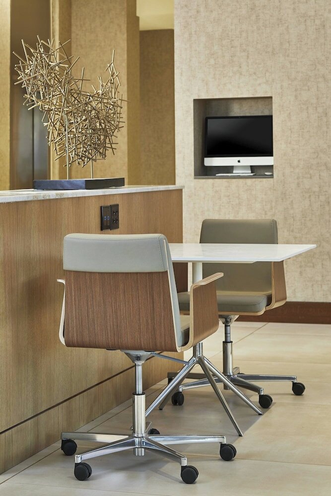 Фото Ac Hotel by Marriott Atlanta Airport Gateway