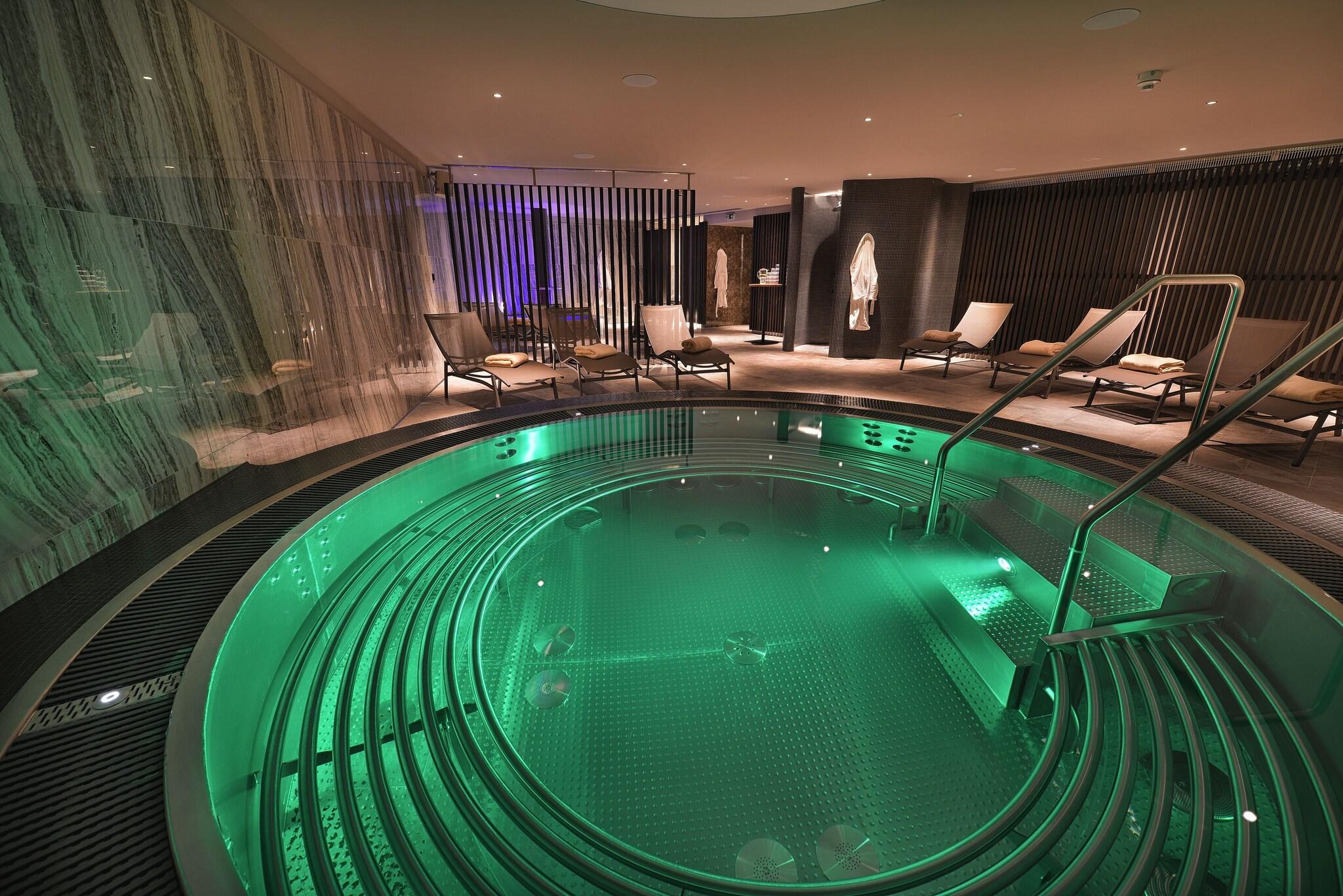 Фото Grand Hotel Hradec