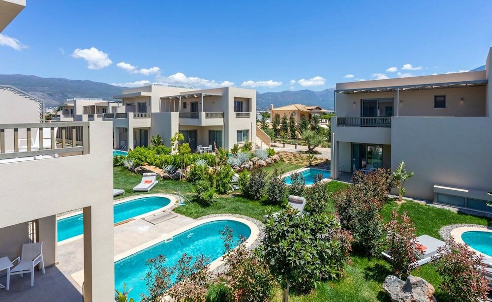 Фото Elysian Luxury Hotel & SPA