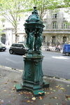 Питьевой фонтанчик (Paris, 10e Arrondissement, Quai de Valmy), spring, stream