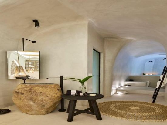 Фото Floria Suites