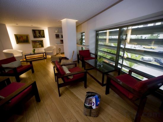 Фото Athinais Hotel