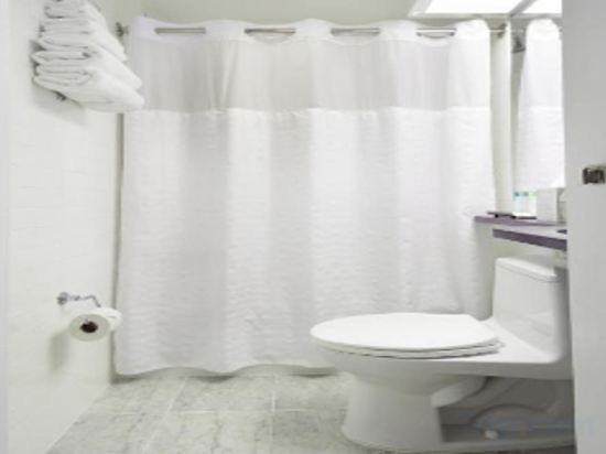 Фото The Shoreham Hotel