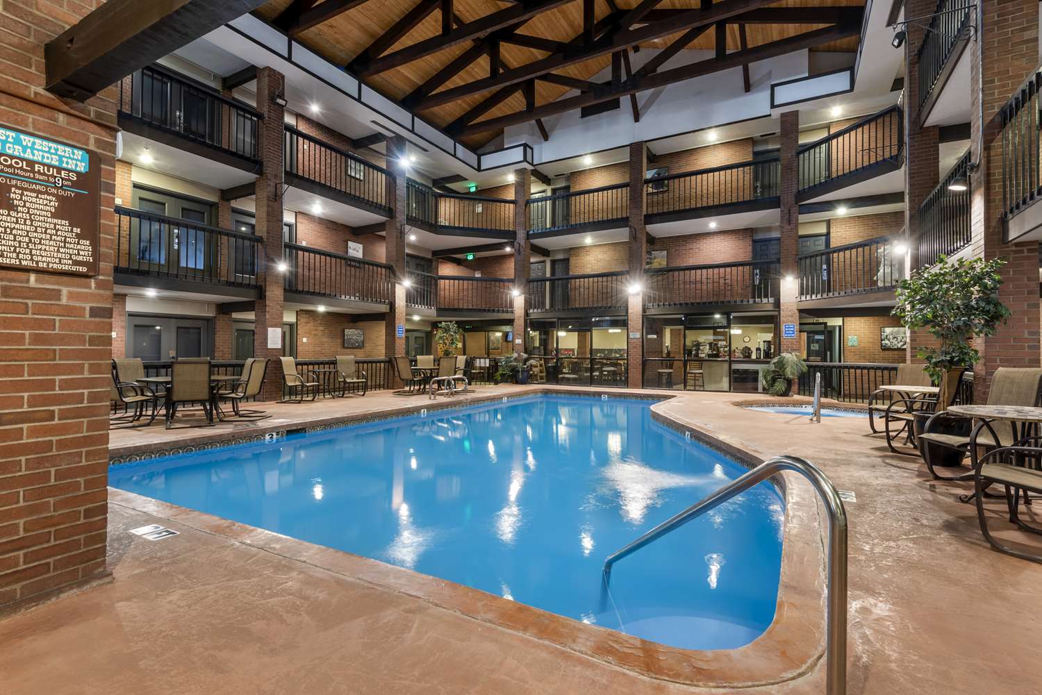 Фото Best Western Plus Rio Grande Inn