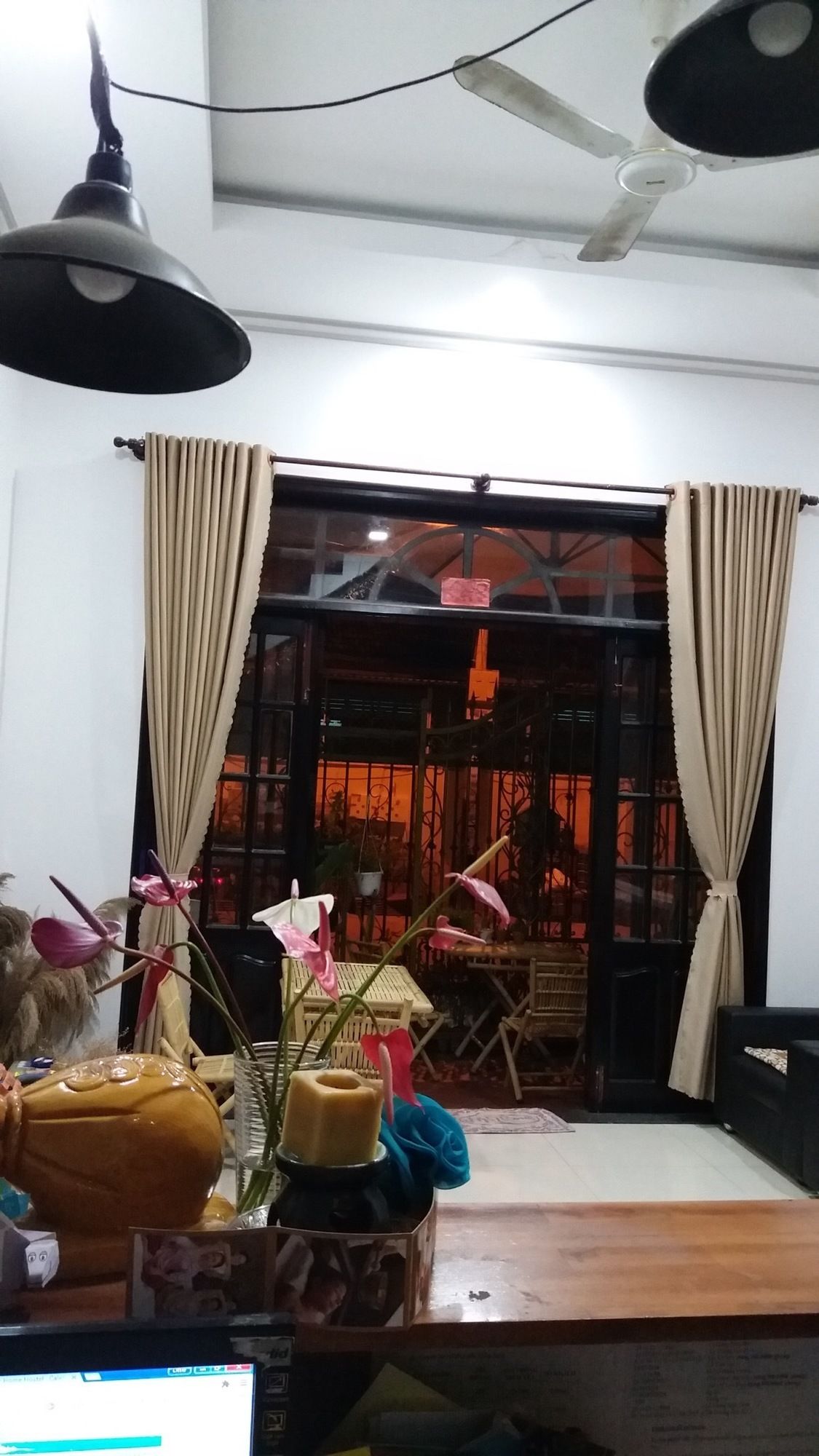 Фото Little Home Hostel