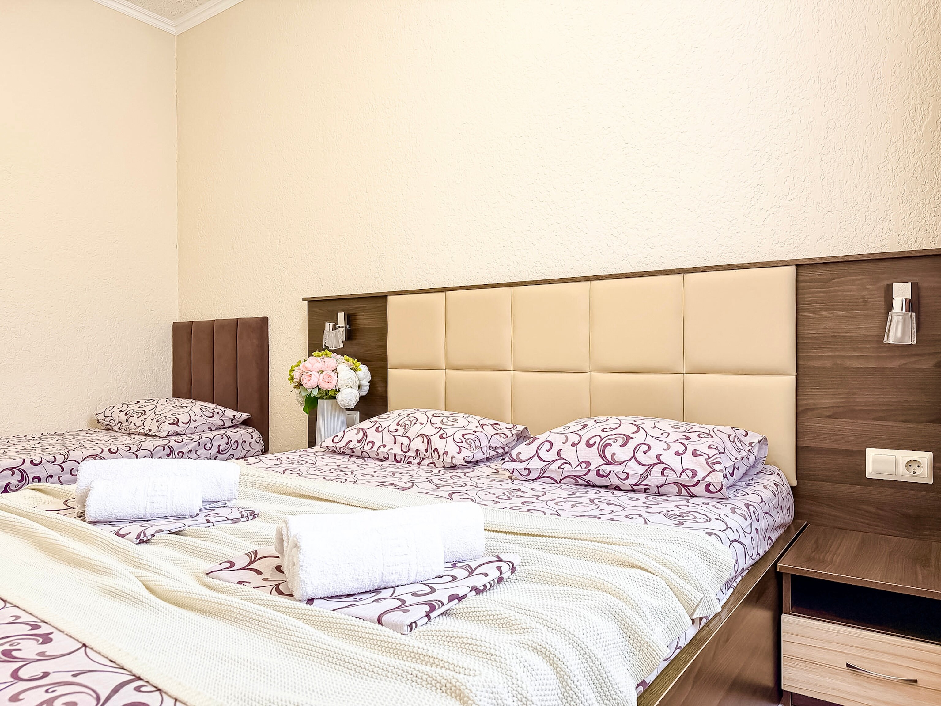 Фото Астери